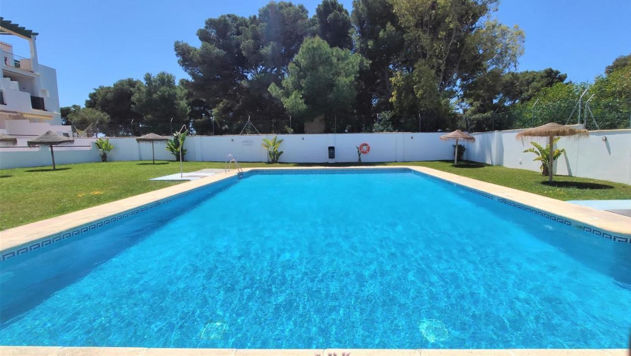 Apartamentos Rotonda Conil de la Frontera Kültér fotó