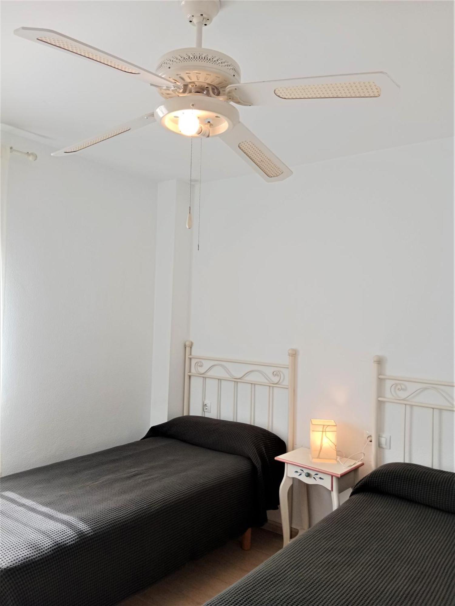Apartamentos Rotonda Conil de la Frontera Kültér fotó