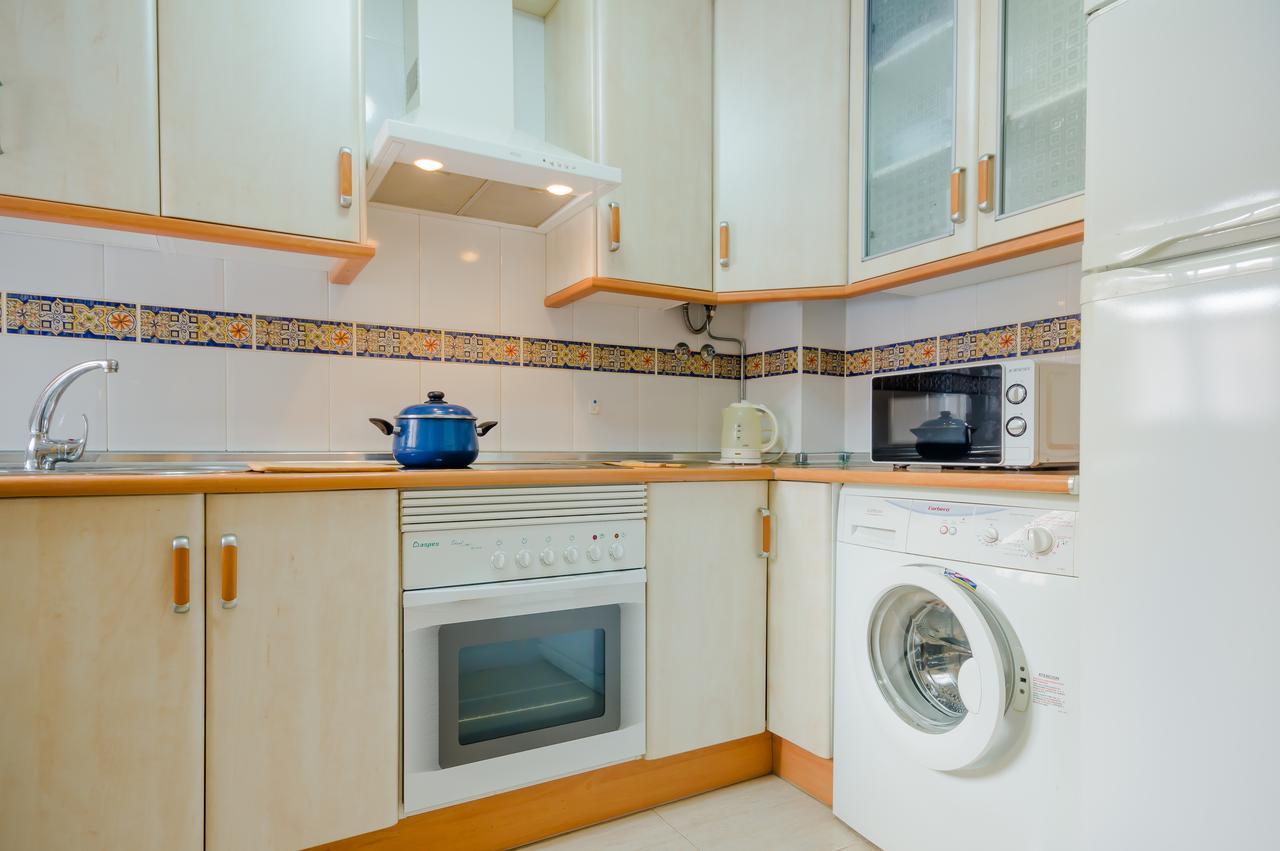 Apartamentos Rotonda Conil de la Frontera Szoba fotó